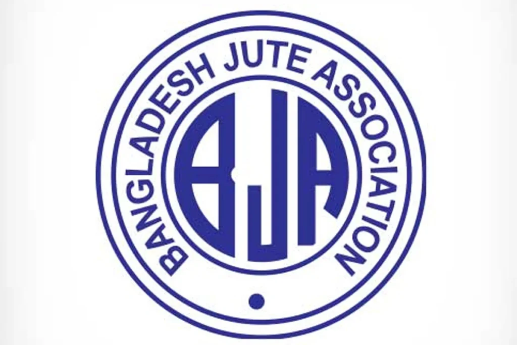 ৫ দিন বন্ধের পর উৎপাদনে ফিরল তমিজ টেক্সটাইল