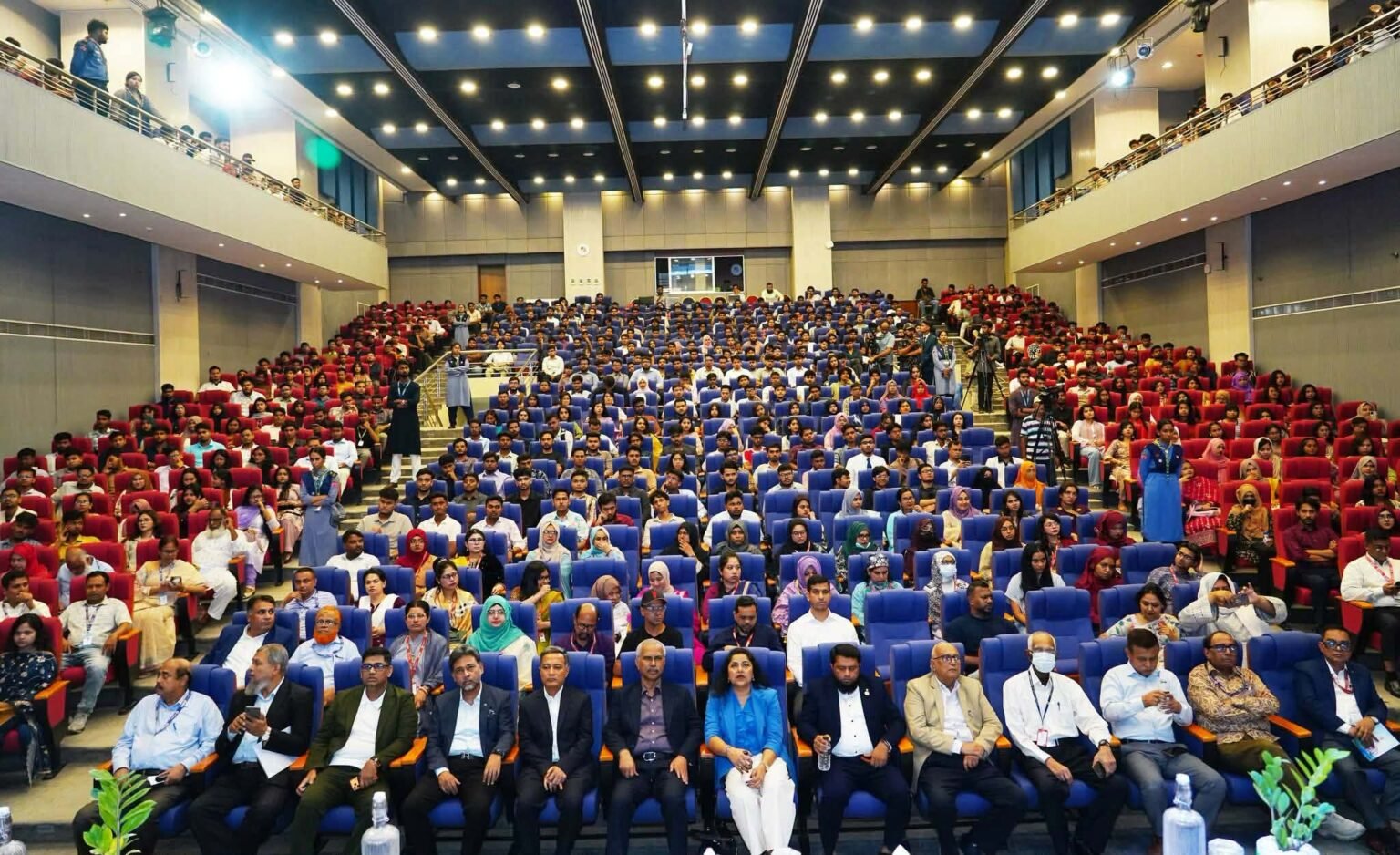 বিইউএফটি-তে ফল ২৬২ ব্যাচ-এর নবীনবরণ সংবর্ধনা ও পরিচিতি পর্ব অনুষ্ঠিত
