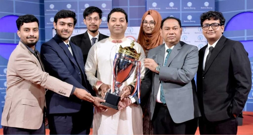 ছায়া সংসদ বিতর্কে চ্যাম্পিয়ন বুটেক্স